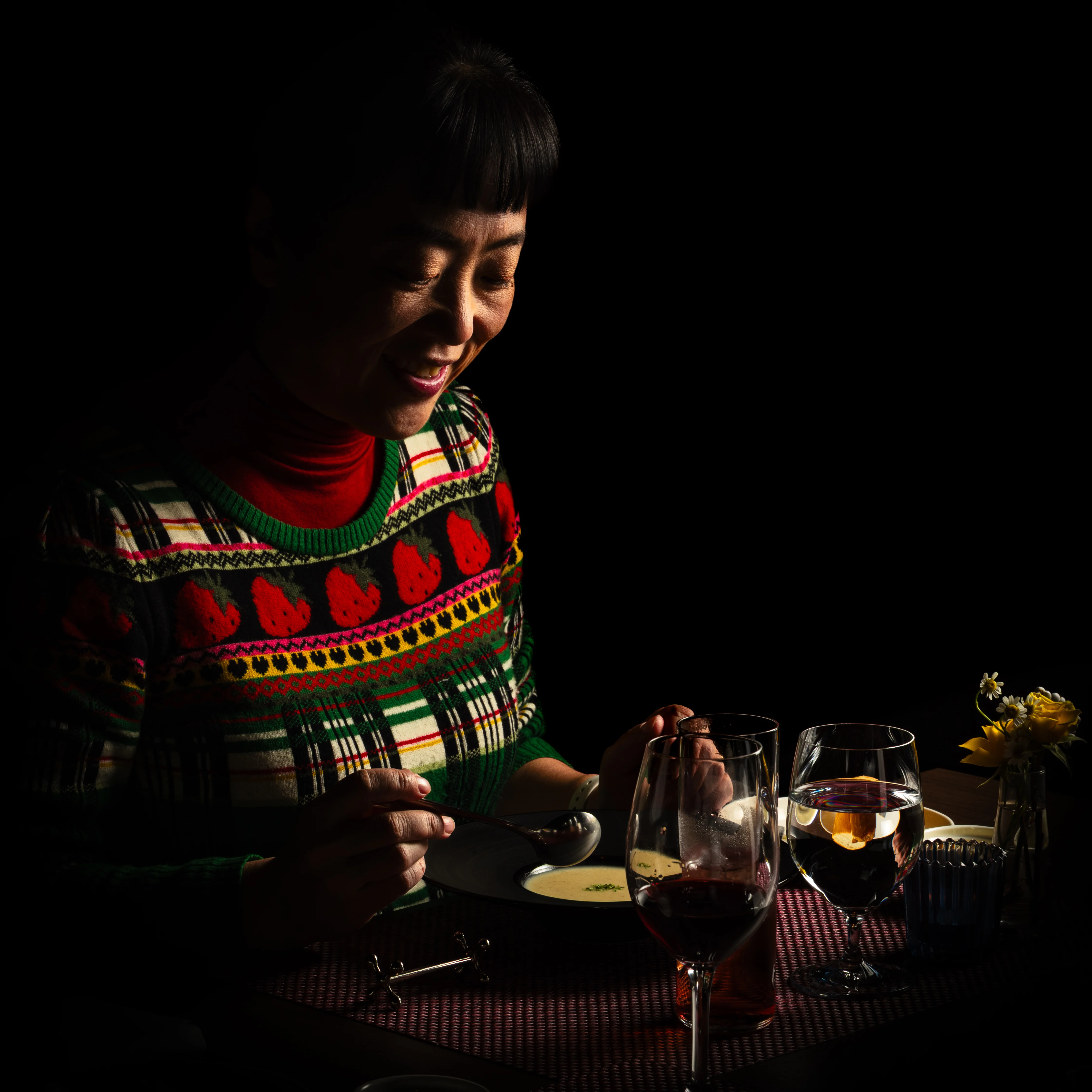 Maki Tanabe seated at a restaurant table